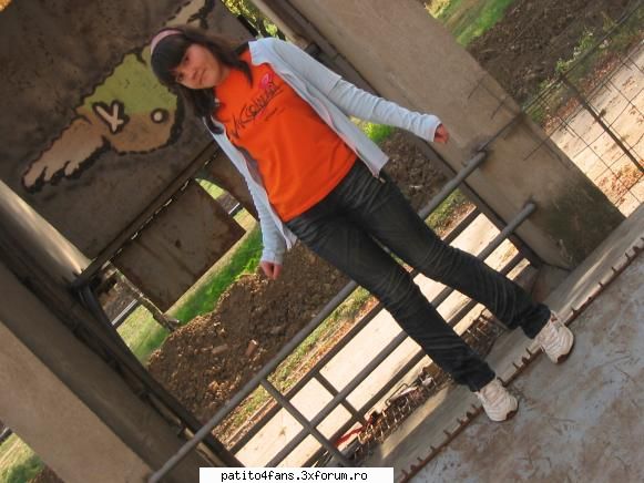 HiHi JuSt Me..:X:X - ^^IHateYou^^ - ♥ Poze q nOi ♥