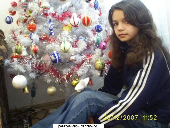 [.Ma really friend`s..] - app io is aia d sus;))ji asta e mada[:X]e - ♥ Poze Cu Prietenii Tai ♥