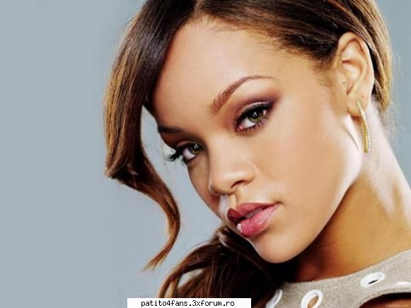 Rihanna - e mumoasa foccc - ♥ Alte Formatii ♥