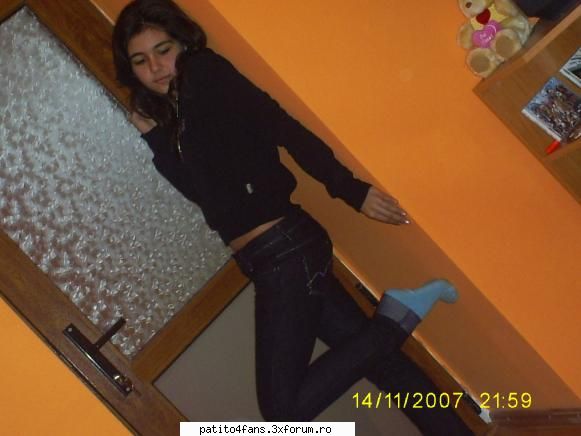 best friends4EvEr - aly...o fata zoooper - ♥ Poze Cu Prietenii Tai ♥