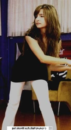 ce nu va place la antonell??? - me too..... e totul ok la ea cum se comporta in - ♥ Antonella ♥