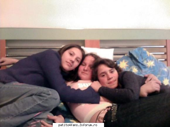 my bff-s - nu stiam ca trbsa imi fac topicul meu scz scz scz - ♥ Poze Cu Prietenii Tai ♥